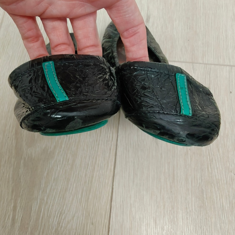 Tieks Womens Ballet Flat 7 Black Crinkled Patent Leather Foldable Classic Core - Picture 7 of 9